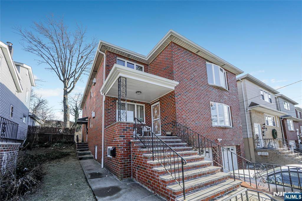 Fairview, NJ 07022,416 7th ST