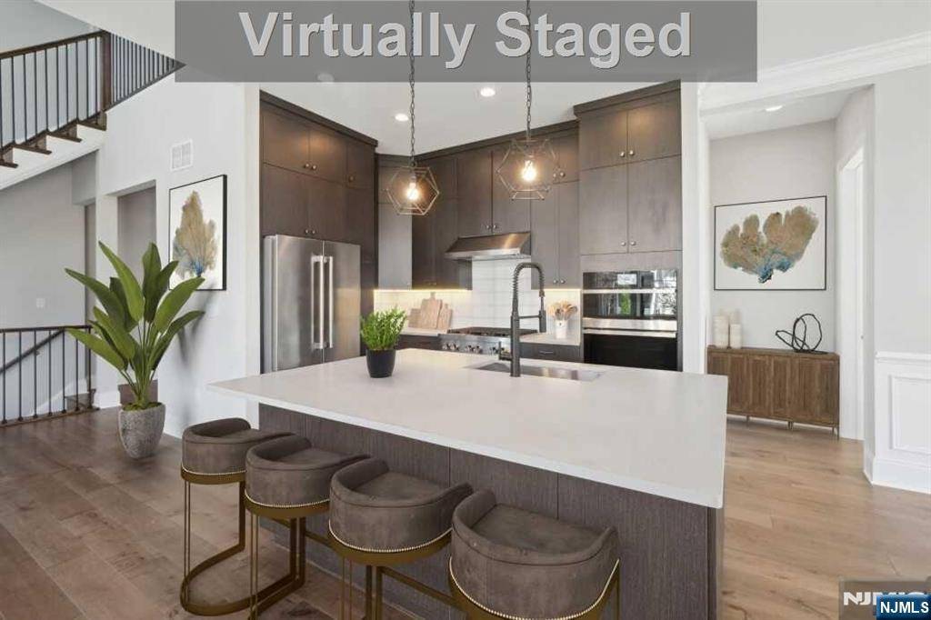 River Vale, NJ 07675,11 Muirfield DR