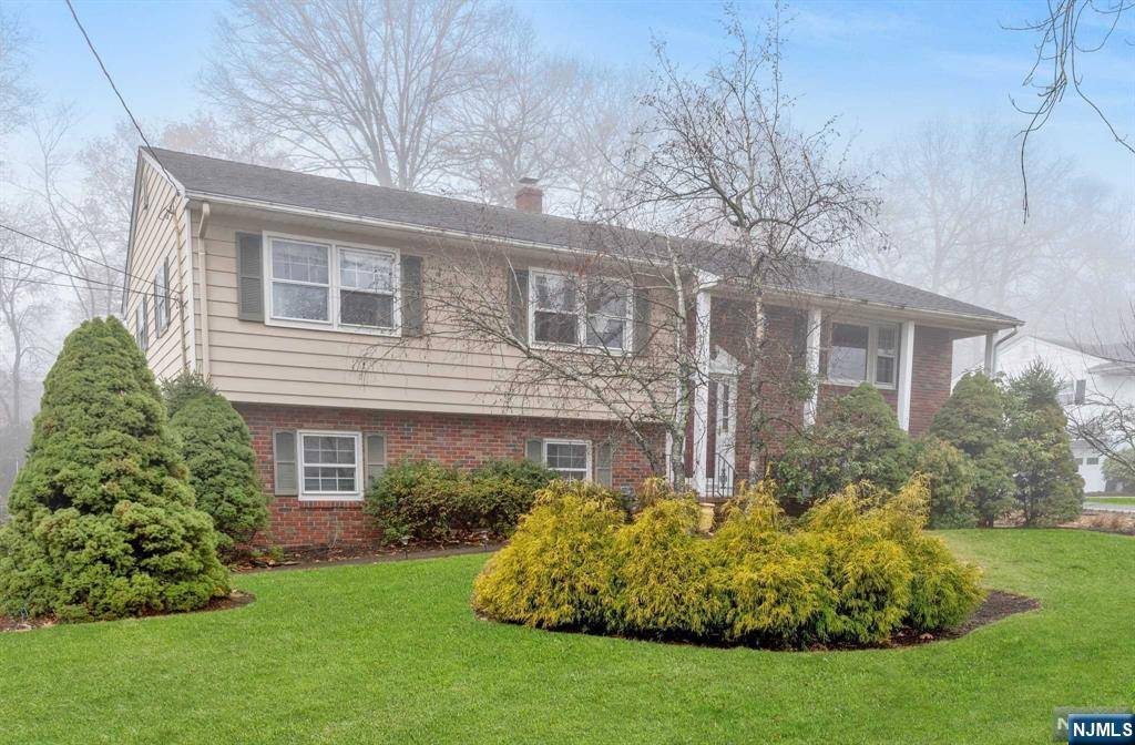 North Haledon, NJ 07508,65 Brookside TER