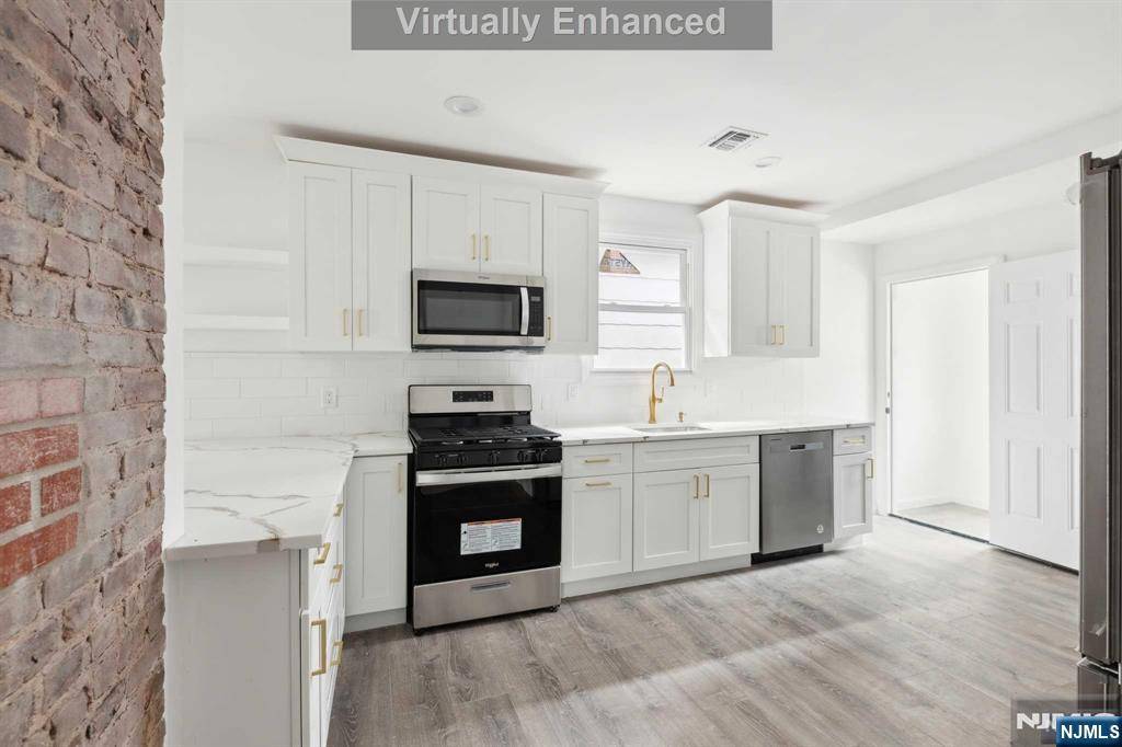 Orange, NJ 07050,307 N Day ST