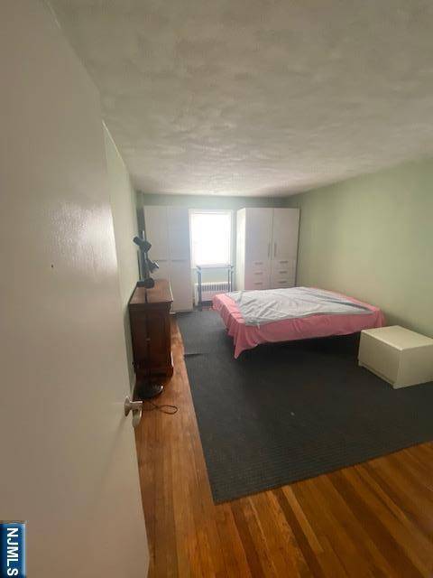 Fort Lee, NJ 07024,326-328 N Bridge PLZ #3 C