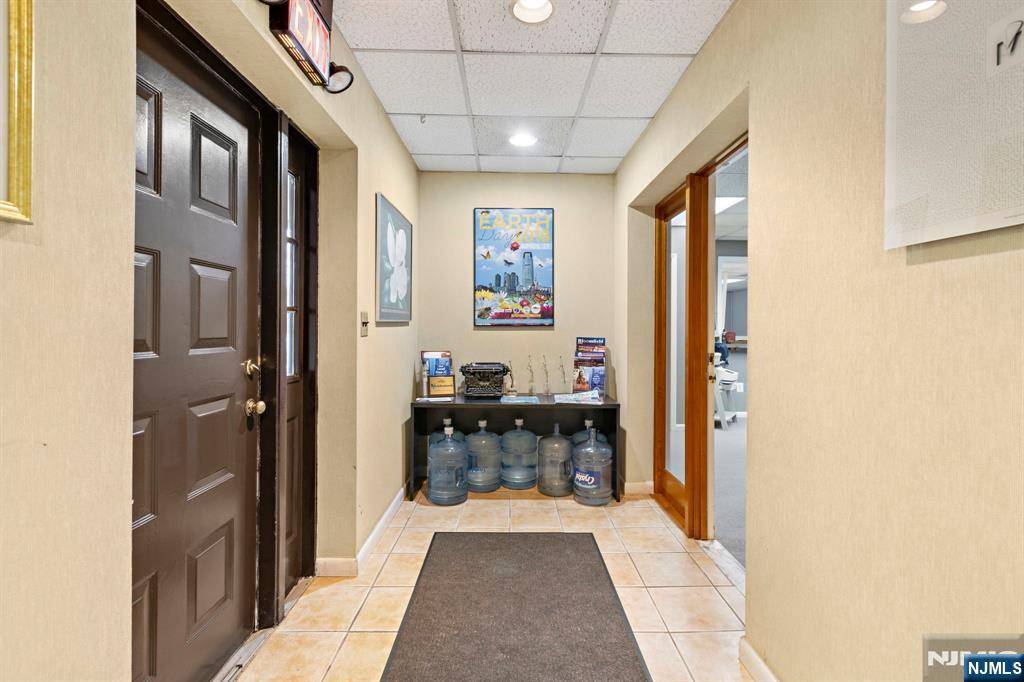 Secaucus, NJ 07094,854 8th ST