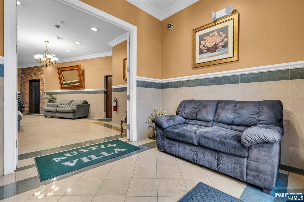 Newark, NJ 07114,15-19 Tichenor LN #207