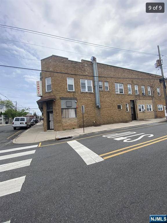 Garfield, NJ 07026,70 Main ST