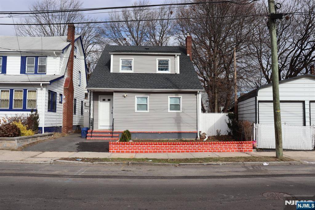 Newark, NJ 07106,9-11 Spencer ST