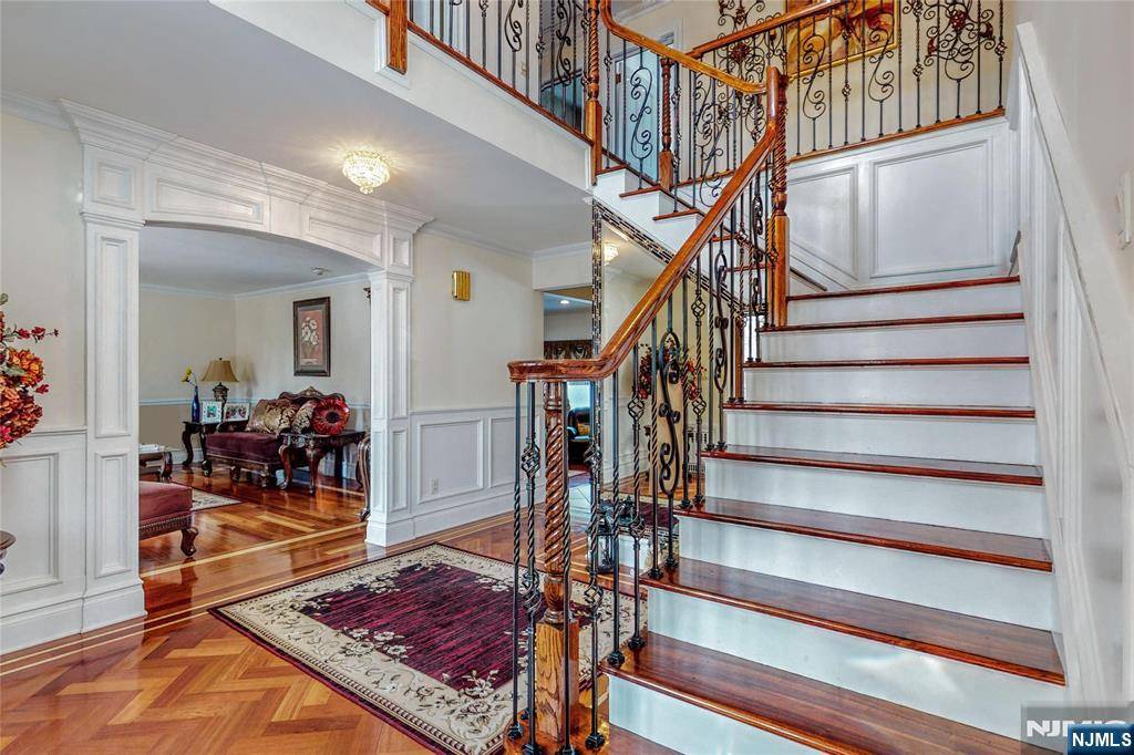 Moonachie, NJ 07074,20 Albert ST