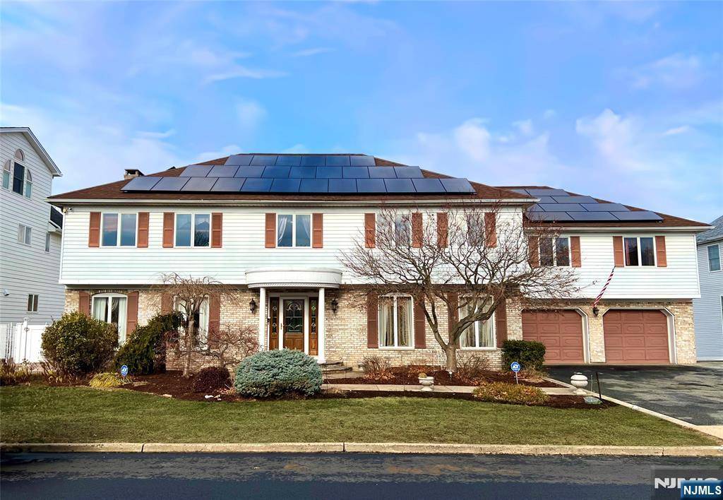 Moonachie, NJ 07074,20 Albert ST