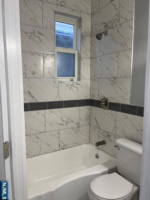 Passaic, NJ 07055,16 Quincy