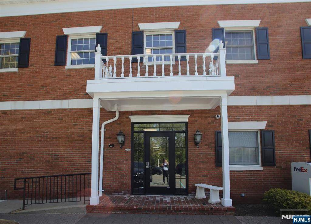 Wyckoff, NJ 07481,191 Godwin AVE #2ND FLOOR UNIT