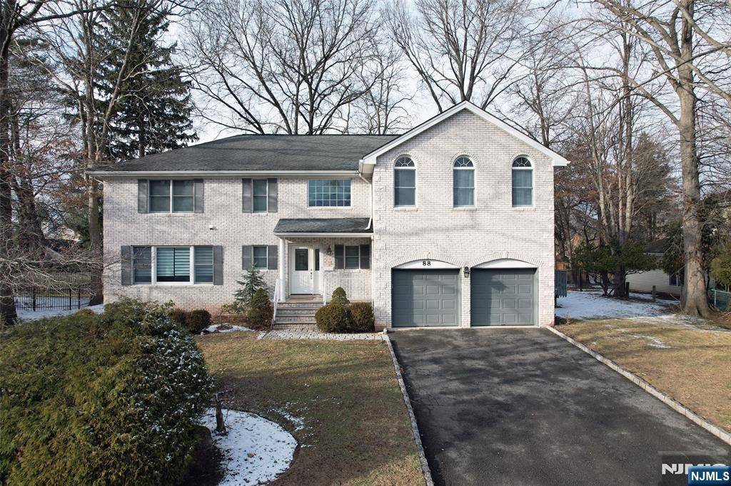 Closter, NJ 07624,88 Alpine DR