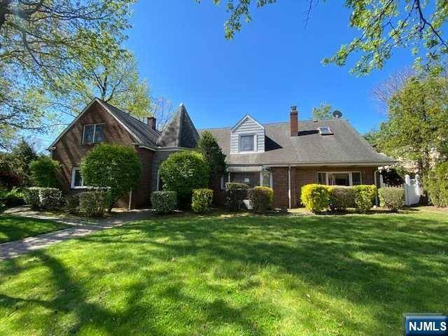 Fort Lee, NJ 07024,330 Westview AVE #2