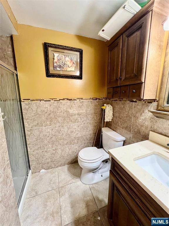 Weehawken, NJ 07086,2808 Palisade AVE