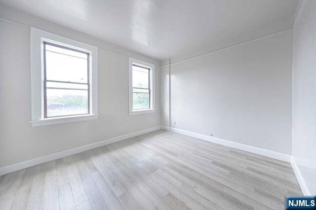 Teaneck, NJ 07666,356-368 Cedar LN #10