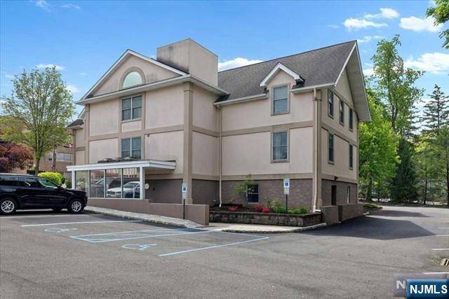 Ramsey, NJ 07446,27 S Franklin TPKE #101