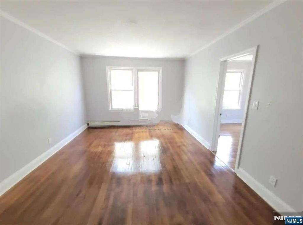 Newark, NJ 07106,334 Sanford AVE