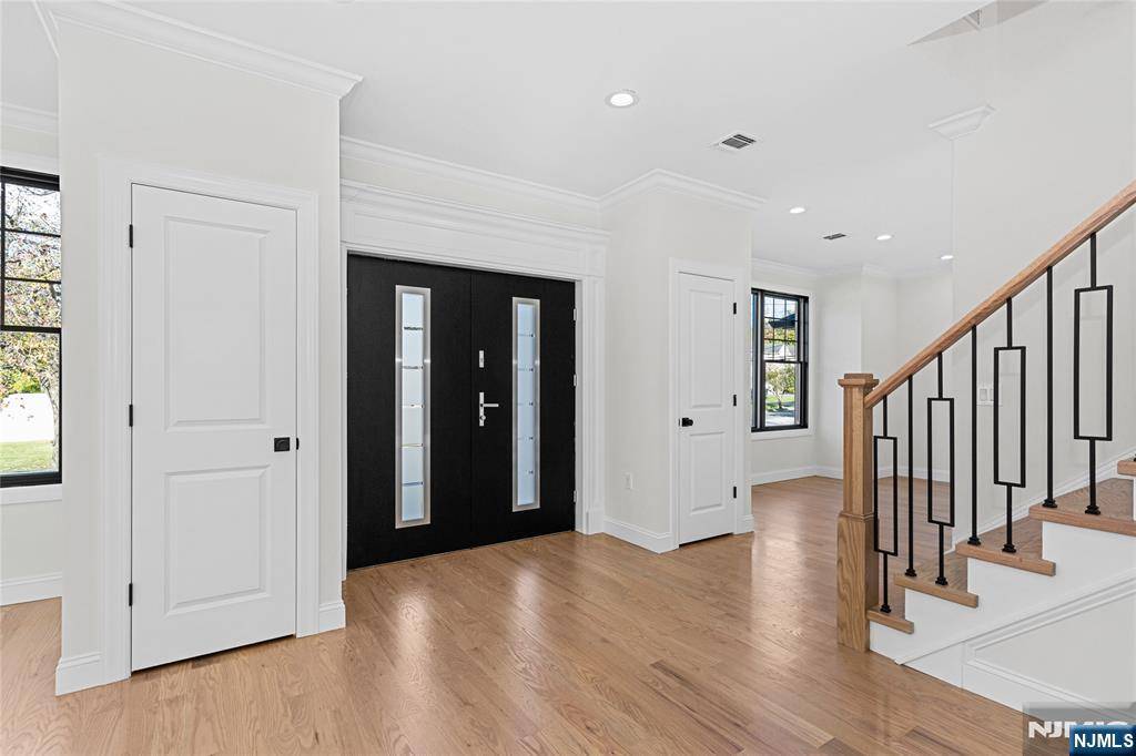 New Milford, NJ 07646,356 Vomel DR