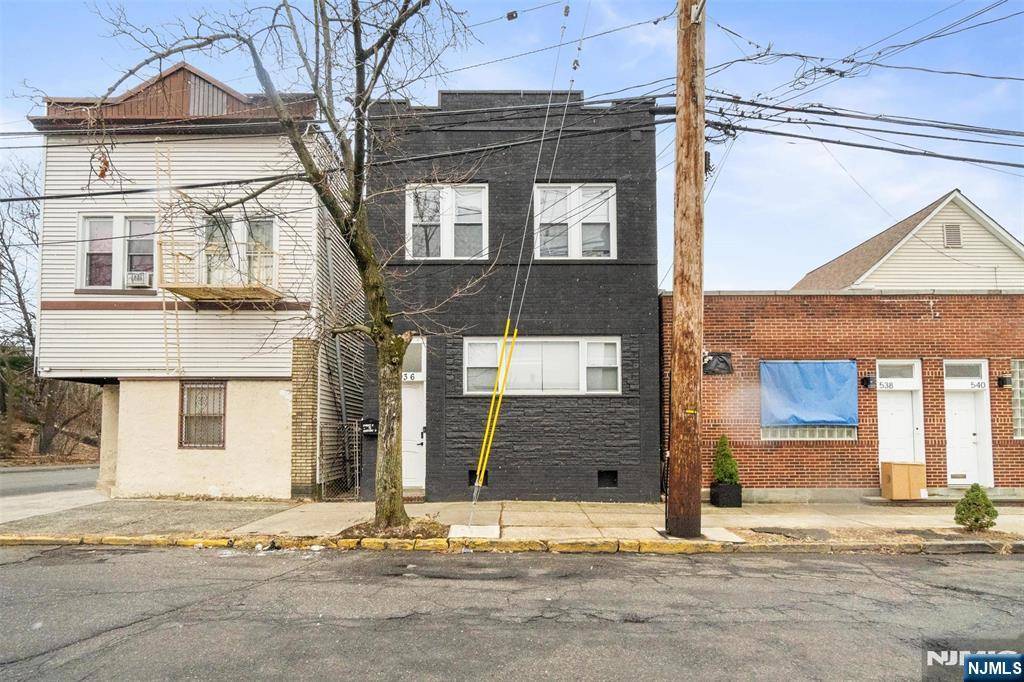 Orange, NJ 07050,536 Joyce ST