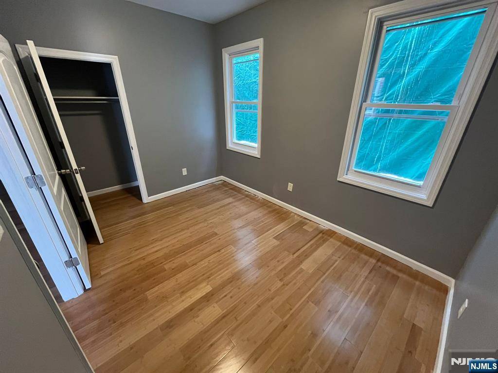 Jersey City, NJ 07305,149 Myrtle AVE #2
