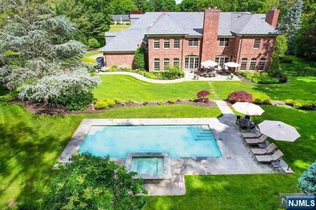 Saddle River, NJ 07458,43 Chestnut Ridge RD