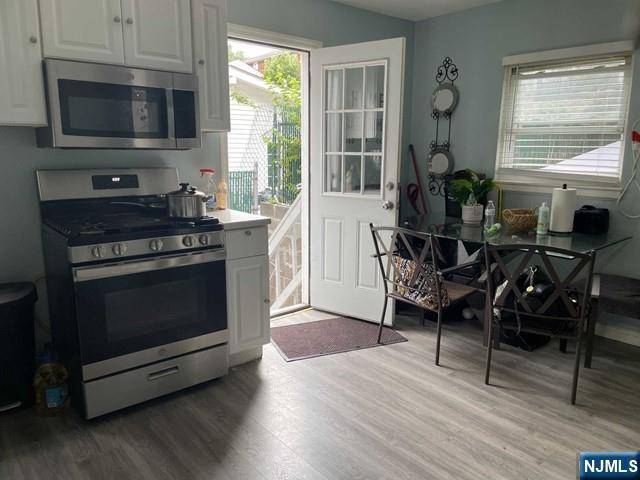 Ridgefield, NJ 07657,2 Elizabeth ST