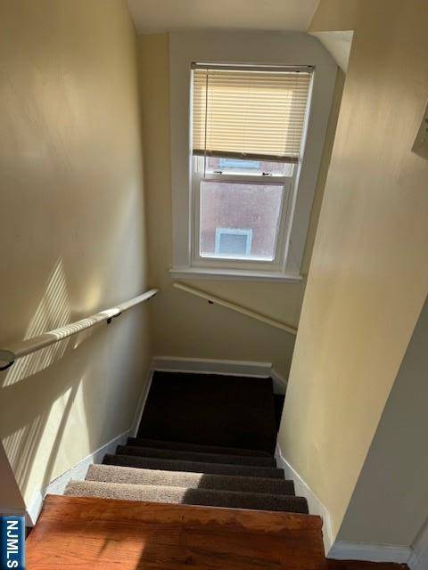 Newark, NJ 07112,149-151-151 Scheerer AVE #3