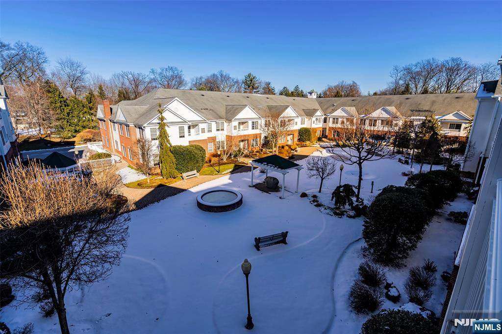 Twp Of Washington, NJ 07676,80 Ridgewood RD #313