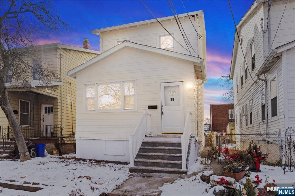Newark, NJ 07106,38 Scofield ST