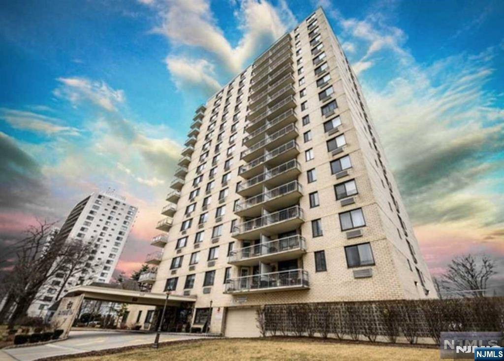 Hackensack, NJ 07601,307 Prospect AVE #14C