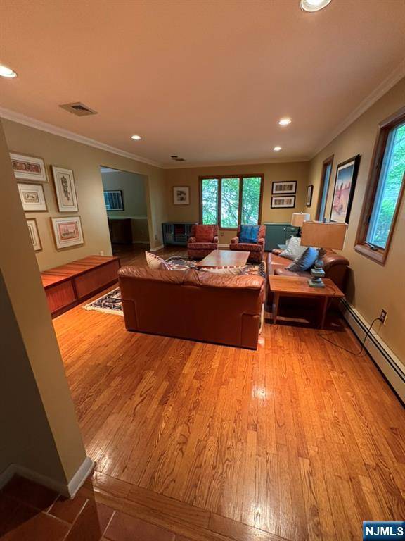 Demarest, NJ 07627,103 Northwood AVE