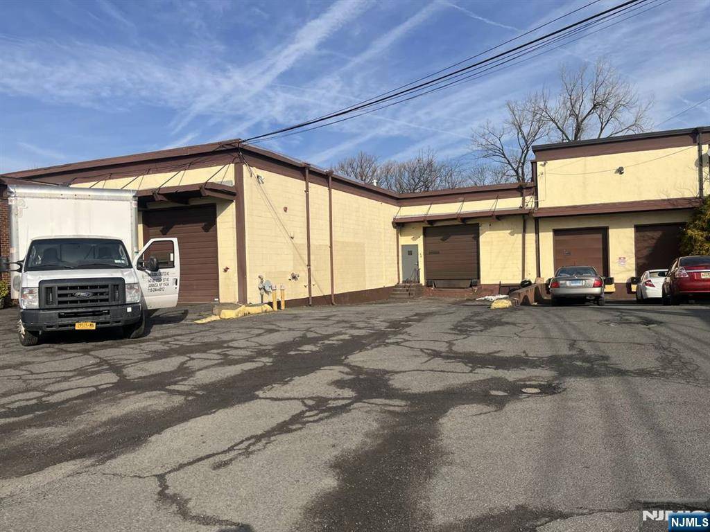 Palisades Park, NJ 07650,175 Fair