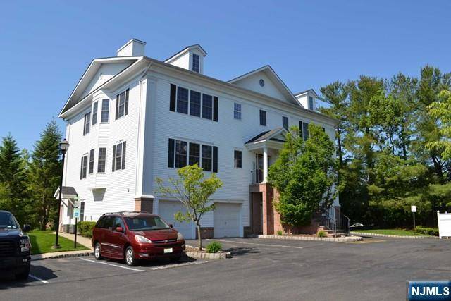 Park Ridge, NJ 07656,107-E Hawthorne AVE #107-E
