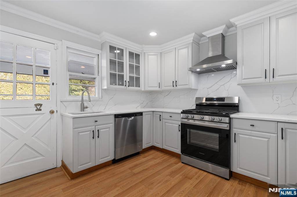 Allendale, NJ 07401,2 Wehner PL