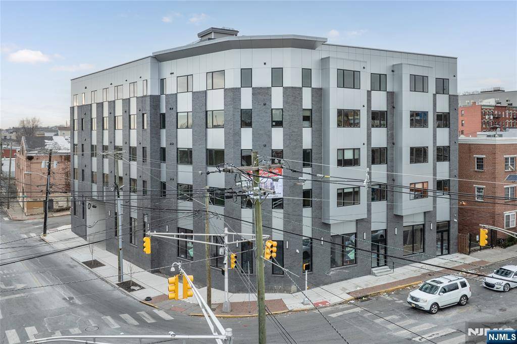 Jersey City, NJ 07304,475 Communipaw AVE #508