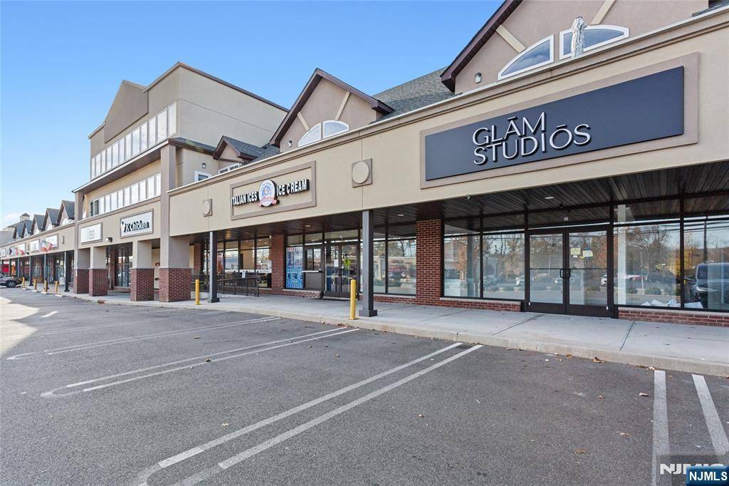 Norwood, NJ 07648,521 Livingston ST #3