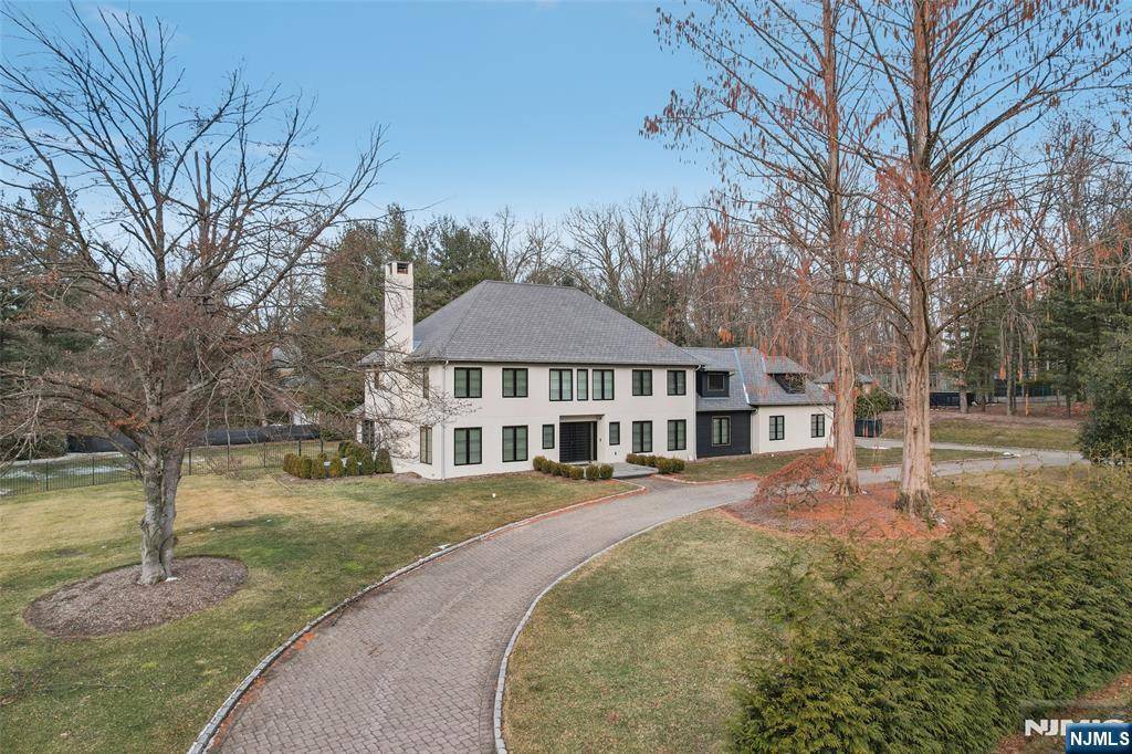 Saddle River, NJ 07458,58 Twin Brooks