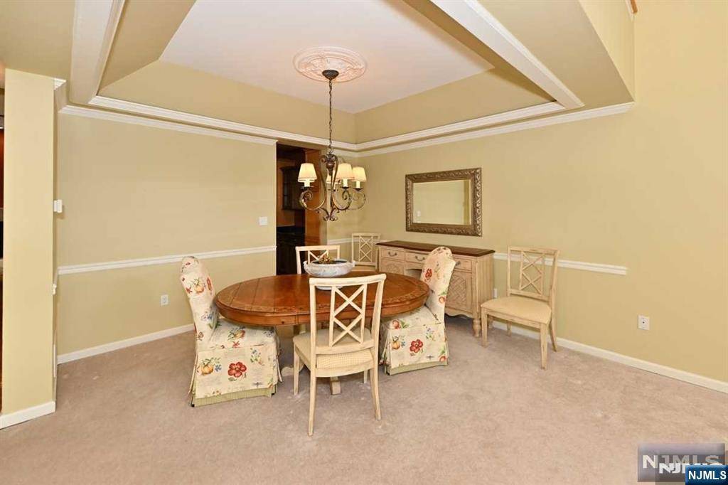 North Haledon, NJ 07508,18 Alpine DR