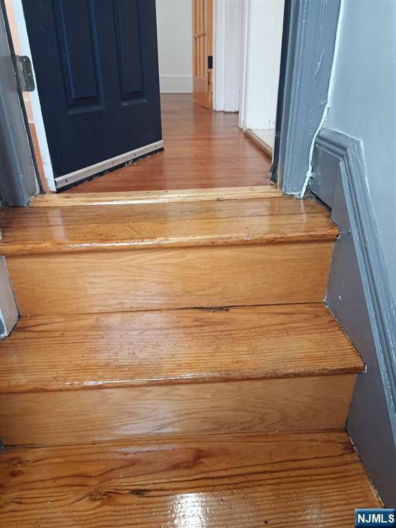 Newark, NJ 07104,125 -127 Sylvan AVE