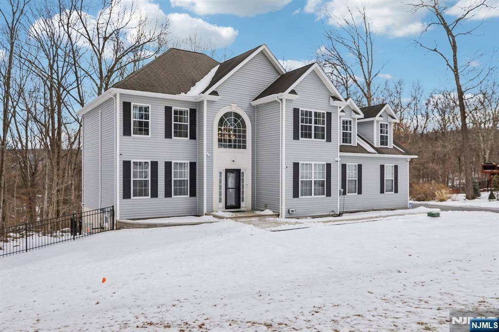 Sparta, NJ 07871,7 Butternut WAY