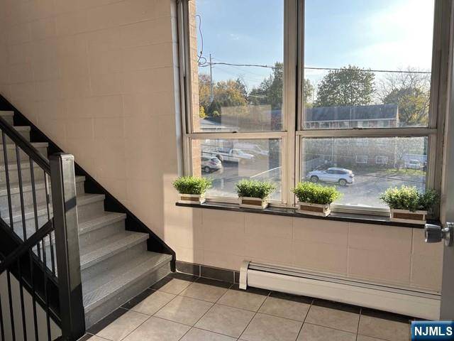 Leonia, NJ 07605,135 Fort Lee RD #LL1