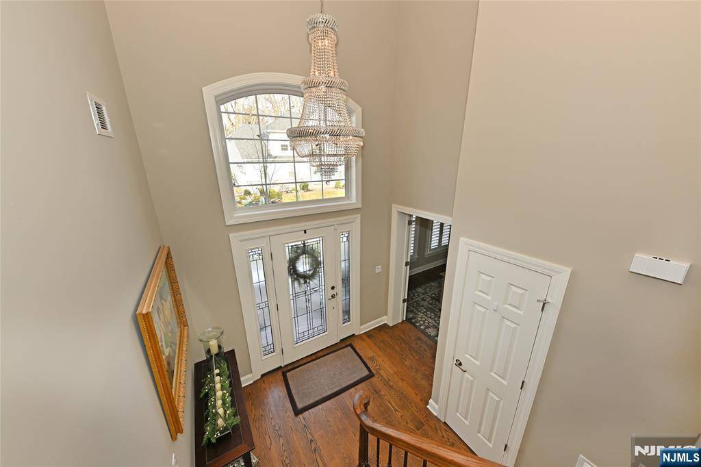 Hillsdale, NJ 07642,21 Arden PL
