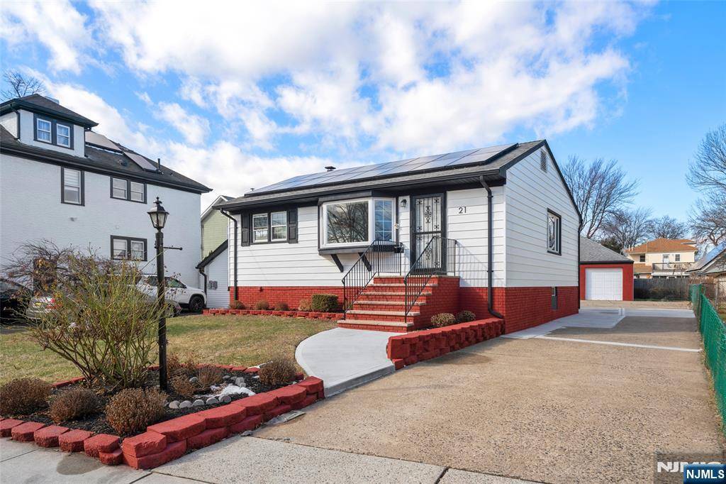 Little Ferry, NJ 07643,21 John ST