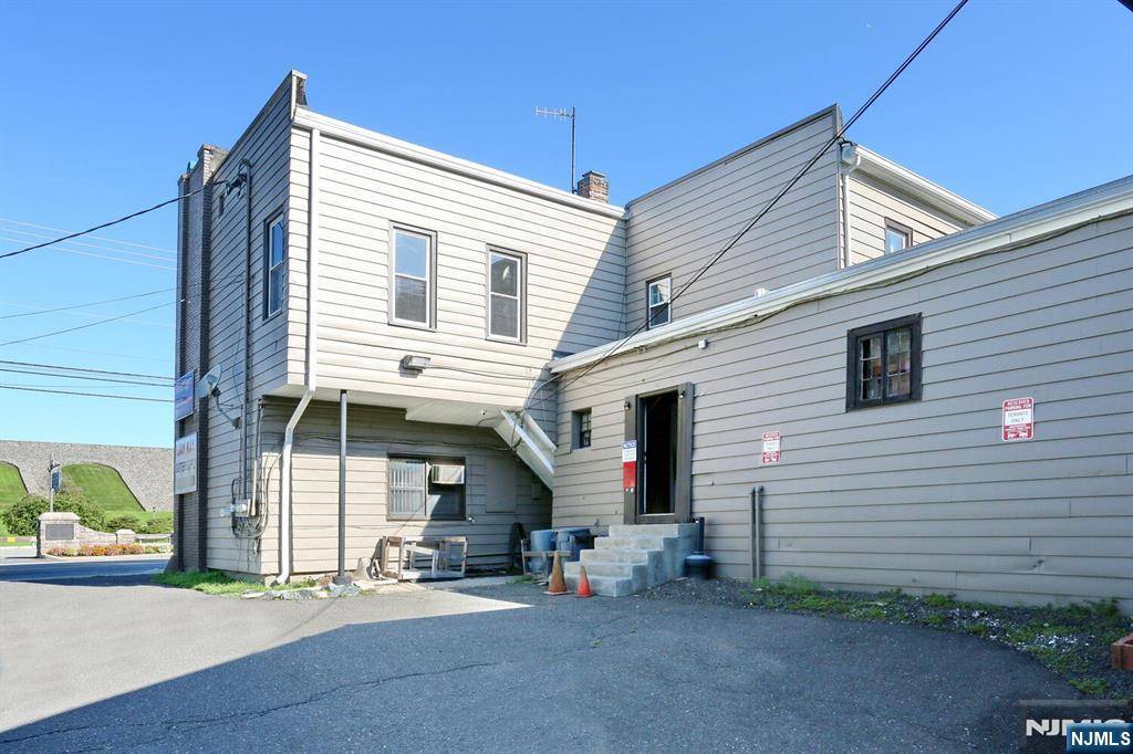 Wanaque, NJ 07465,744 Ringwood AVE