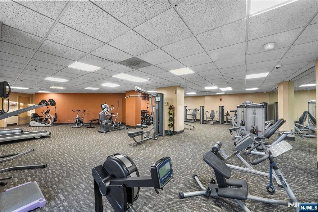 West Orange, NJ 07052,10 Smith Manor BLVD #307