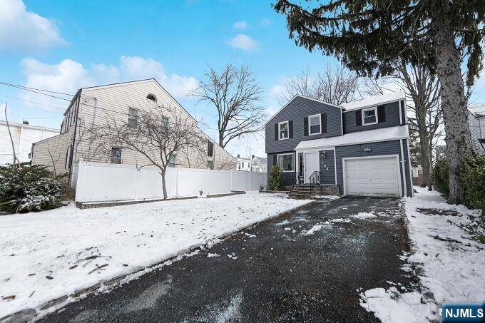 Irvington, NJ 07111,368 Isabella AVE
