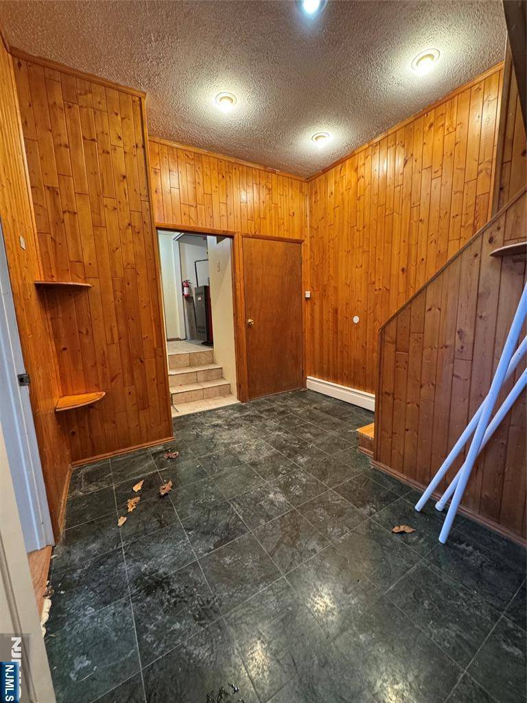 Ringwood, NJ 07456,416 Skyline Lake DR