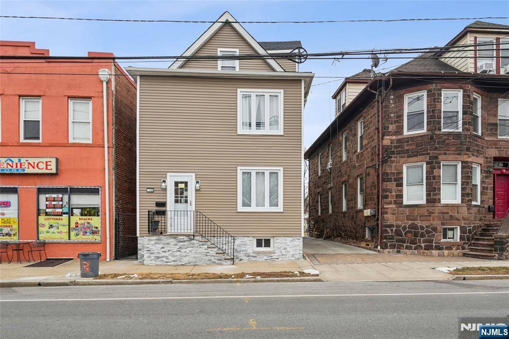 Nutley, NJ 07110,16 Franklin AVE