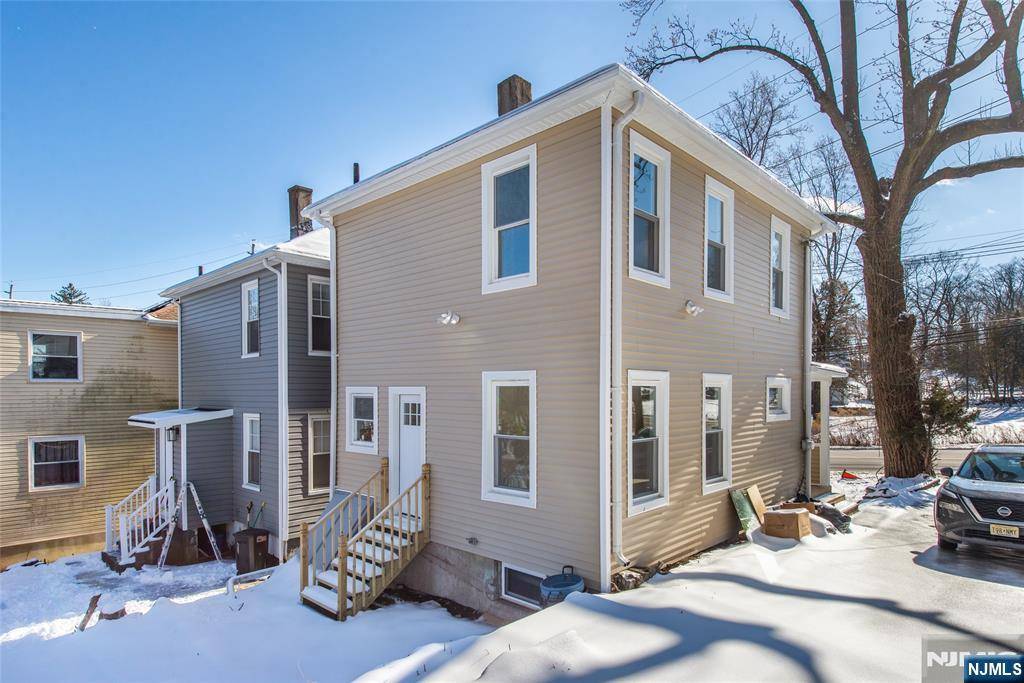 Haledon, NJ 07508,419 Central AVE