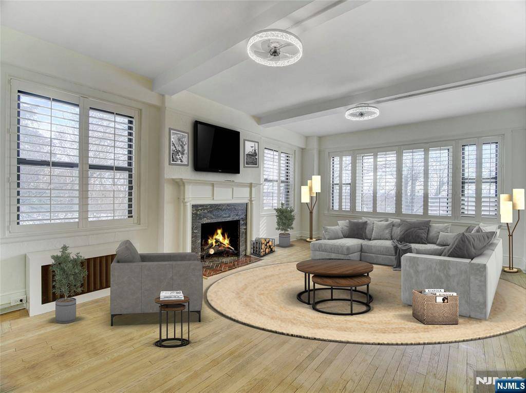 Newark, NJ 07104,363-377 Mount Prospect AVE #1AE