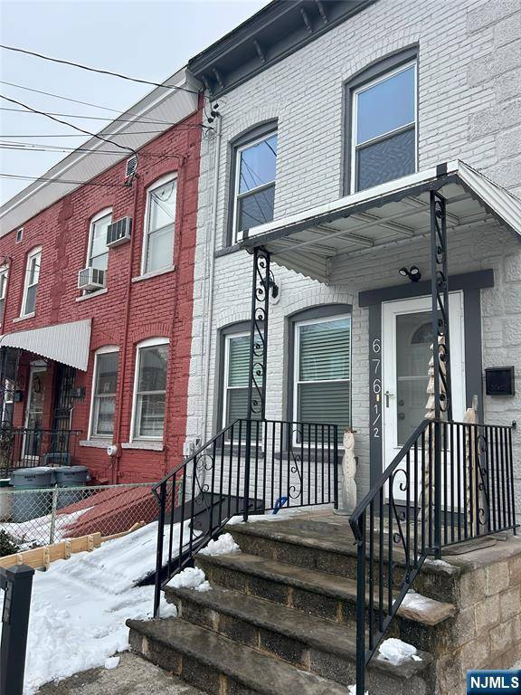 Kearny, NJ 07032,676 Chestnut ST