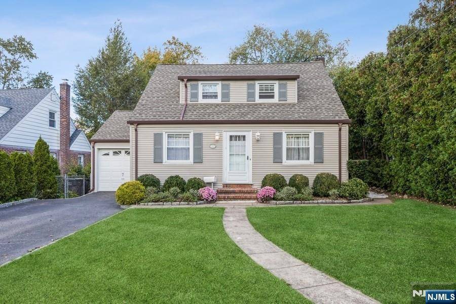 Bergenfield, NJ 07621,137 Baker AVE